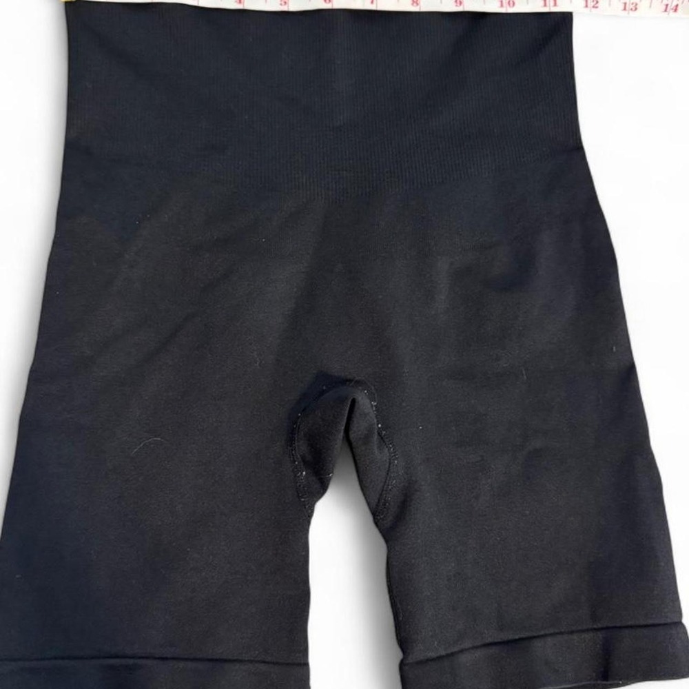 IZOD Black Nylon Spandex Biker Shorts Shapewear Women's Medium